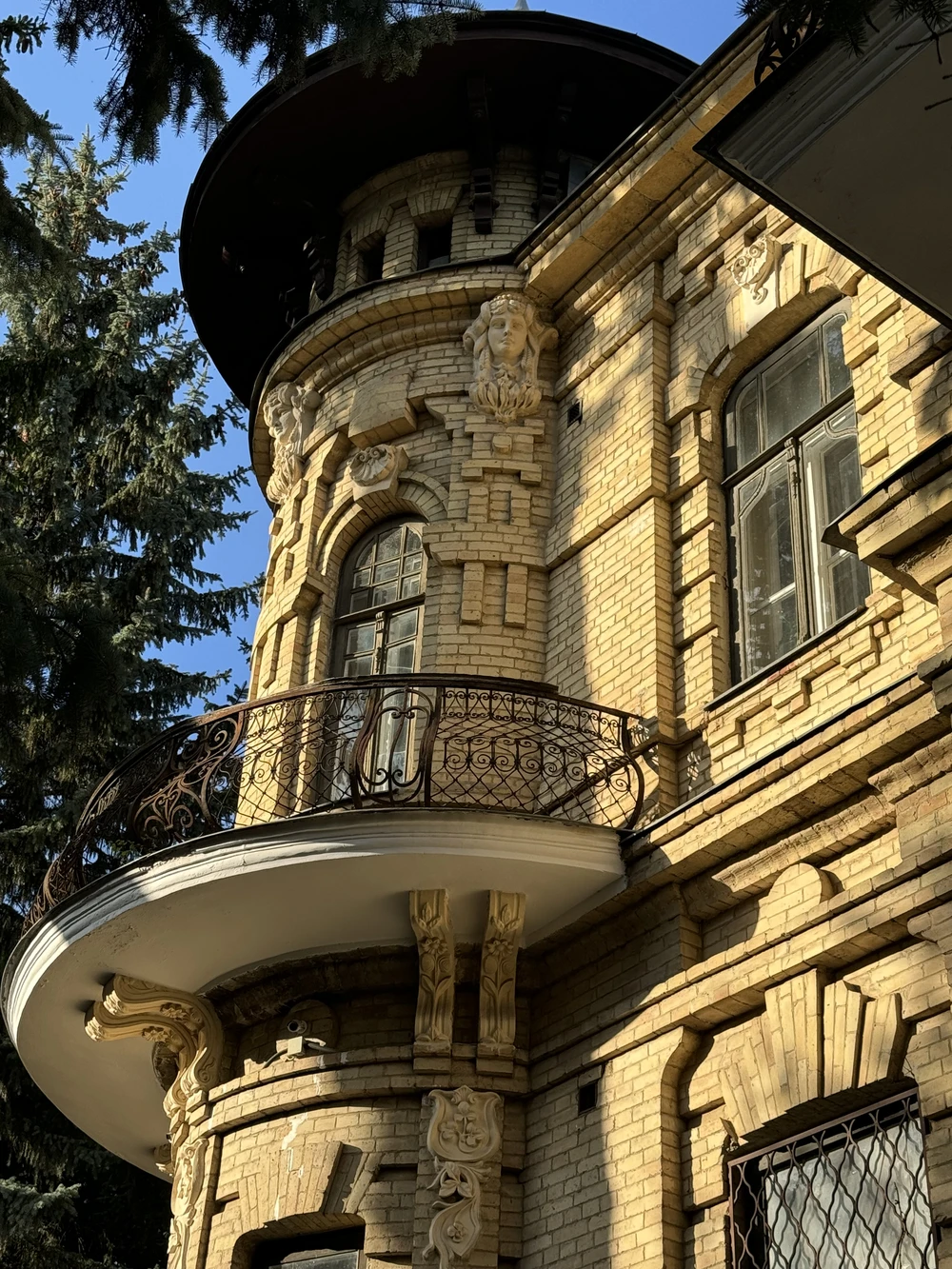 Отдых в Кисловодске: легендарные личности на курорте — фото 9