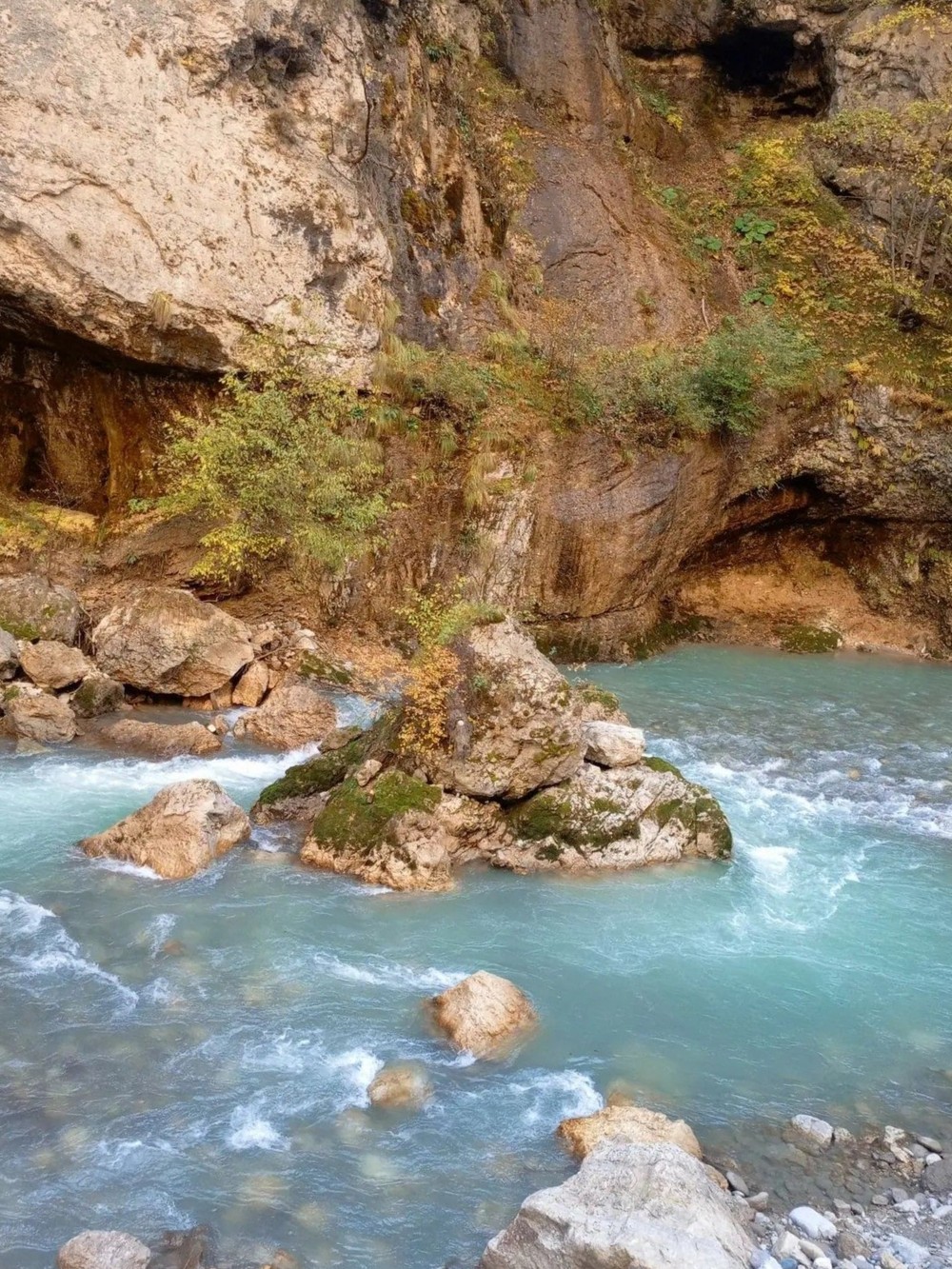 Гостеприимная Кабардино-Балкария за 1 день: ущелья, озеро и термы — фото 7
