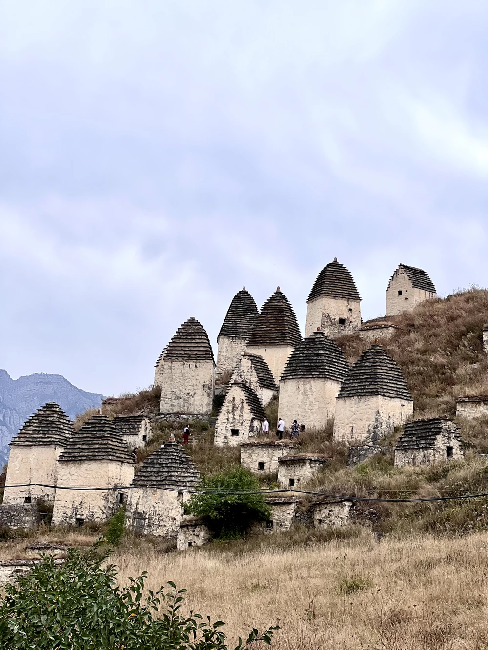 Северная Осетия: древние руины, хрустальные водопады и арт-объекты — фото 6